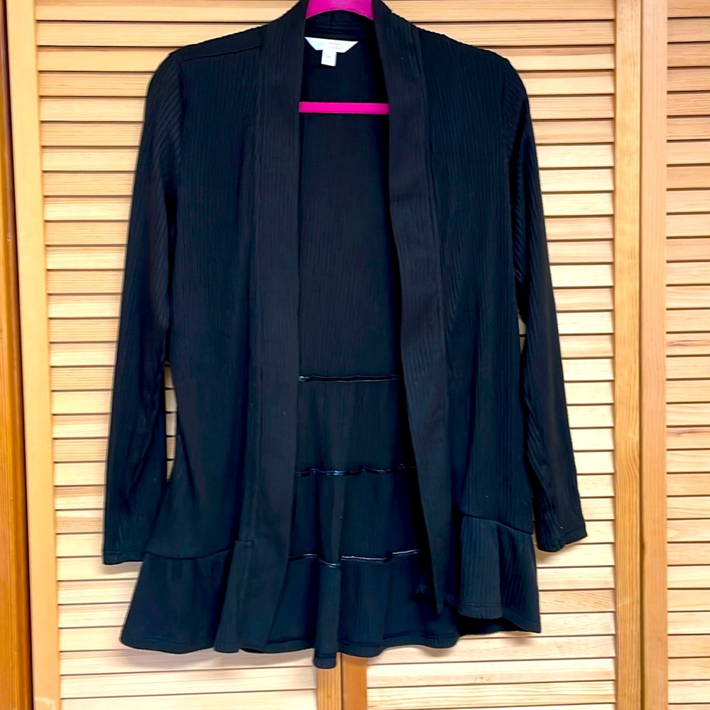 LC Lauren Conrad sweater. Buttonless.